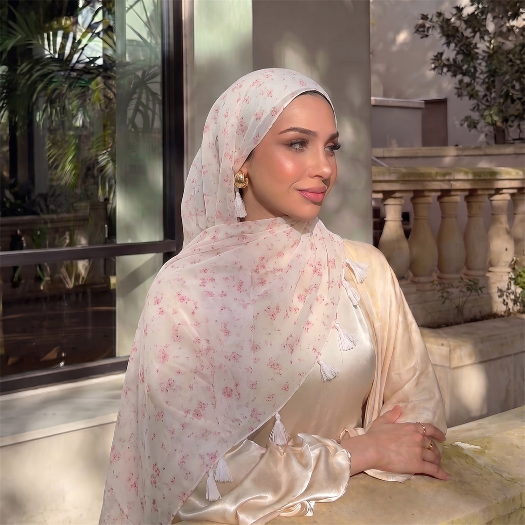 Face Scarf Mask - Hijab Wanita Berumbai, Syal Lembut, Kerudung