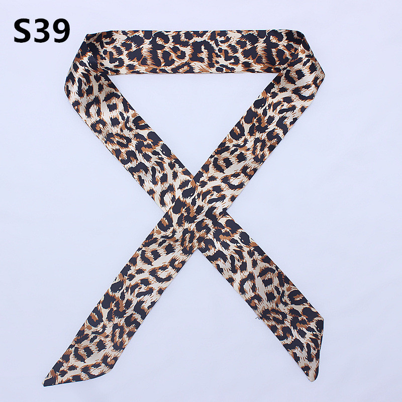 47 Warna Merek Bandana Kecil T - Scarf Silk Square ulasan dan harga
