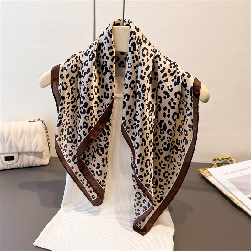 Bandana Modis Baru Sutra Imita - Scarf Silk Square ulasan dan harga