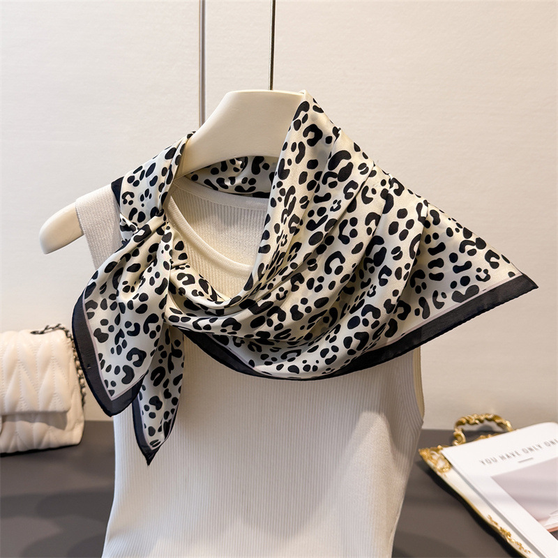 Bandana Modis Baru Sutra Imita - Scarf Silk Square ulasan dan harga