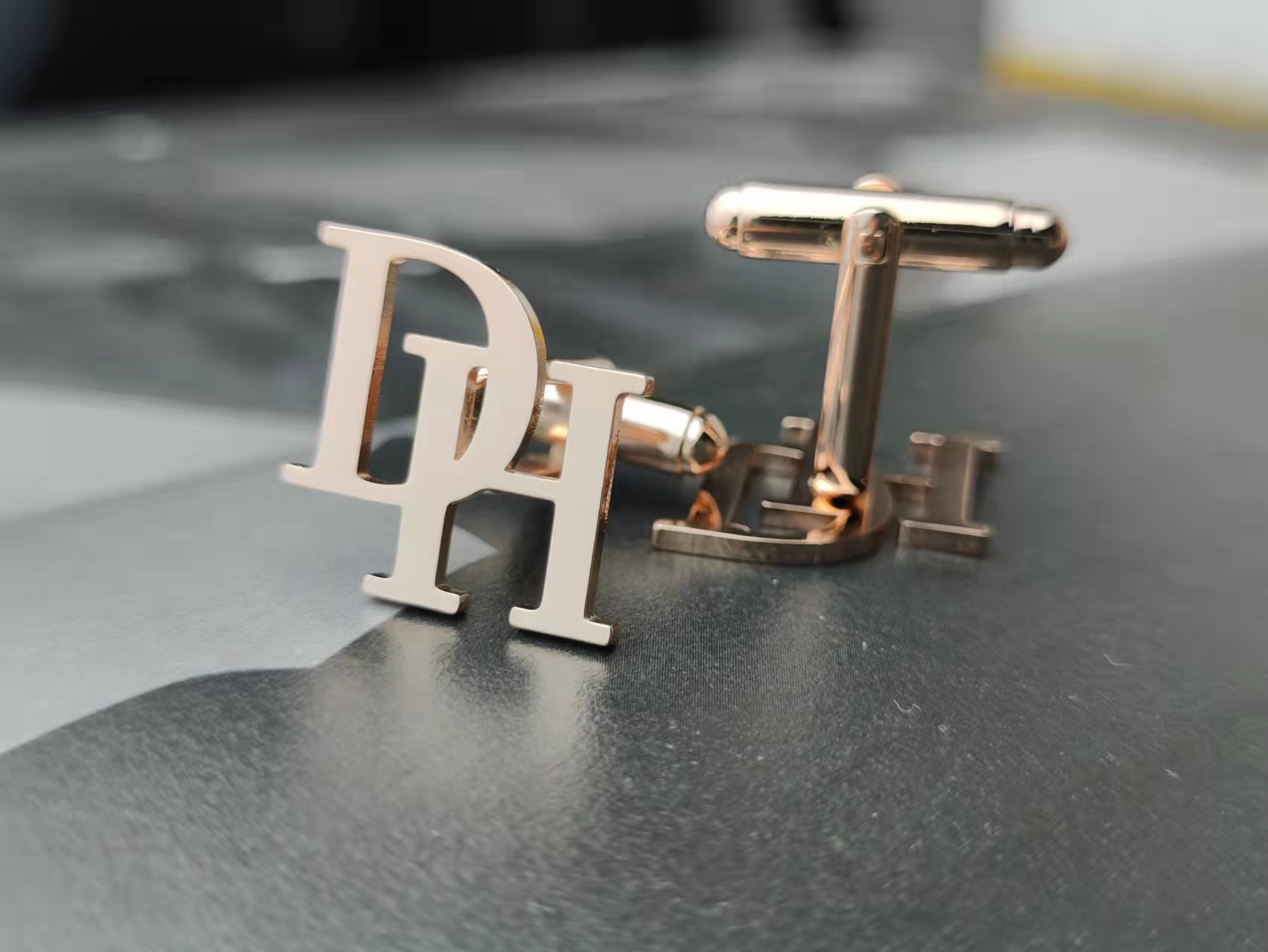 Manset kustom untuk pria Logo  - Tie Clip Silver ulasan dan harga
