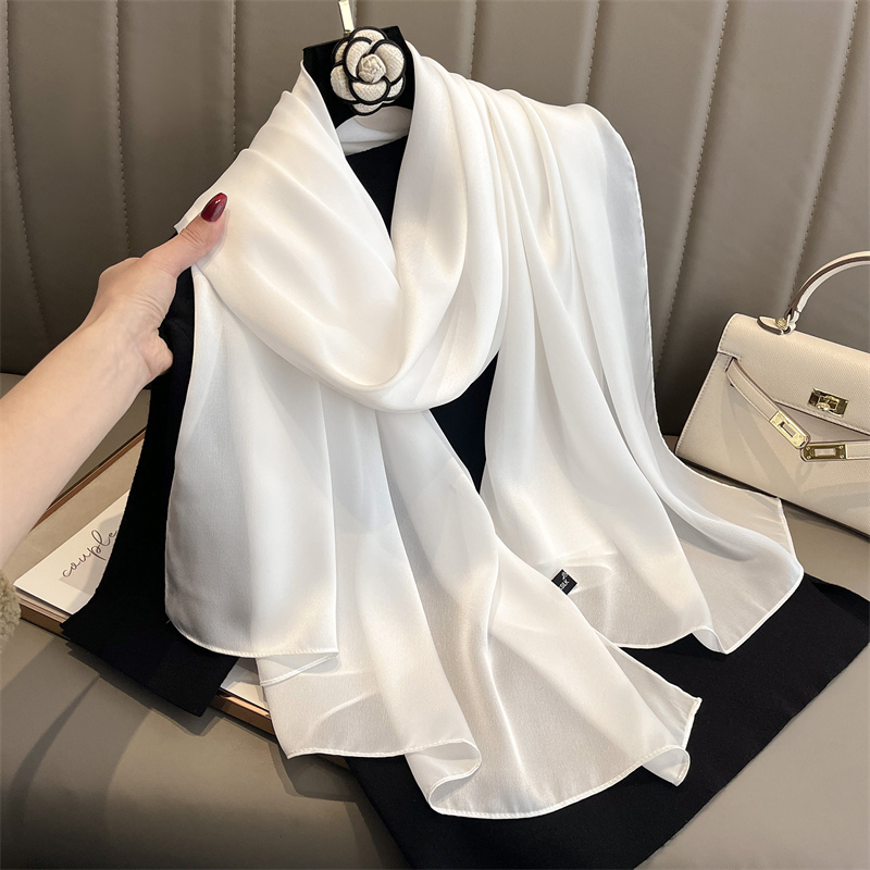 2024 merek mewah musim semi be - Scarf Silk Square ulasan dan harga