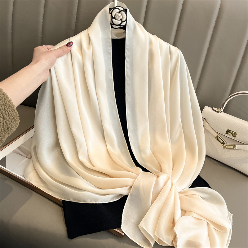 2024 merek mewah musim semi be - Scarf Silk Square ulasan dan harga