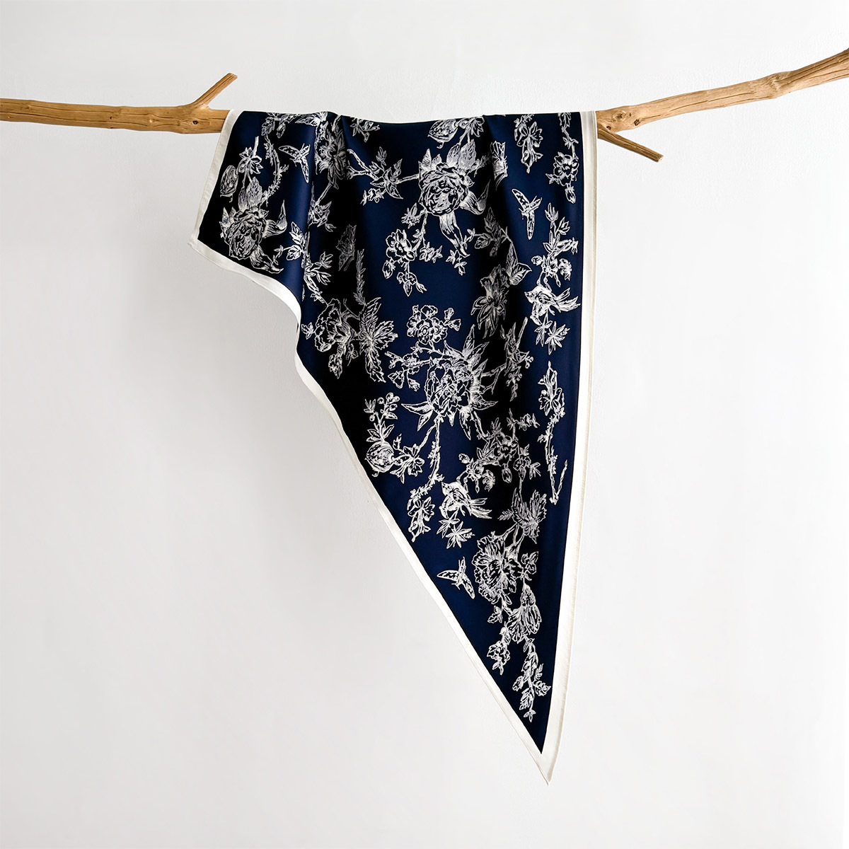 Syal Sutra Imitasi Satin Lembu - Scarf Silk Square ulasan dan harga